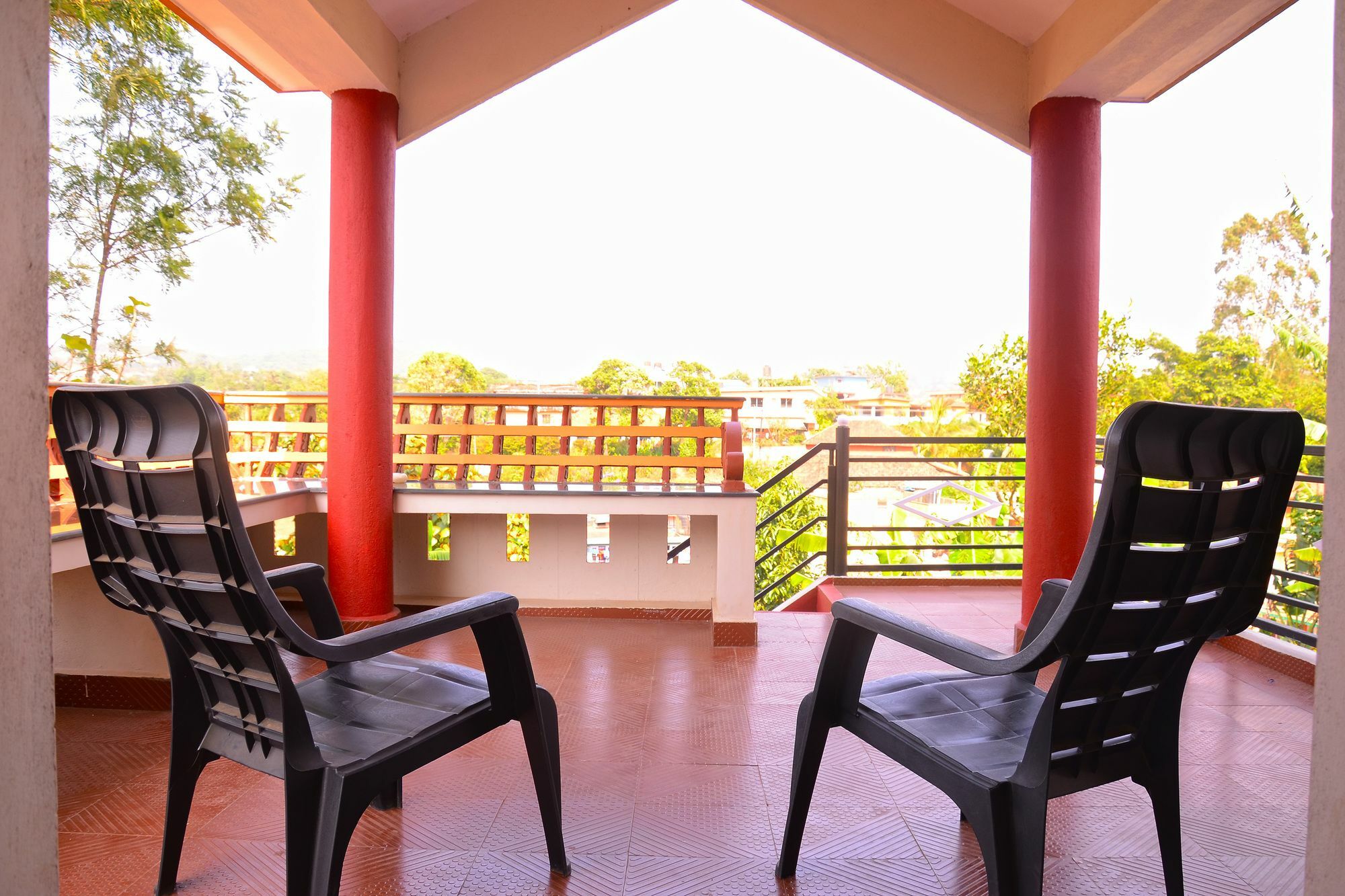 Coorg Girinivas Deluxe Homestay-Wi-Fi Madikeri Bagian luar foto